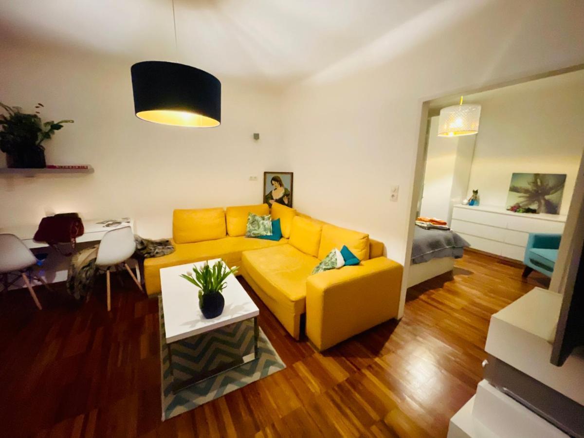 Cosy Flat With Huge Terrasse! Long Or Shortterm Apartment Vienna Exterior photo